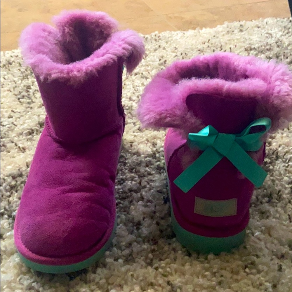 Gently used women’s UGG Boots